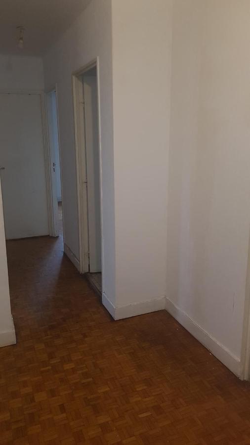 Une Chambre Privee Entre Paris Et Disneyland Noisy-le-Grand Exterior foto